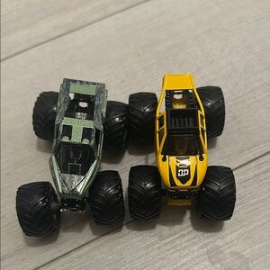 Monster Truck Toy Set - Green and Yellow